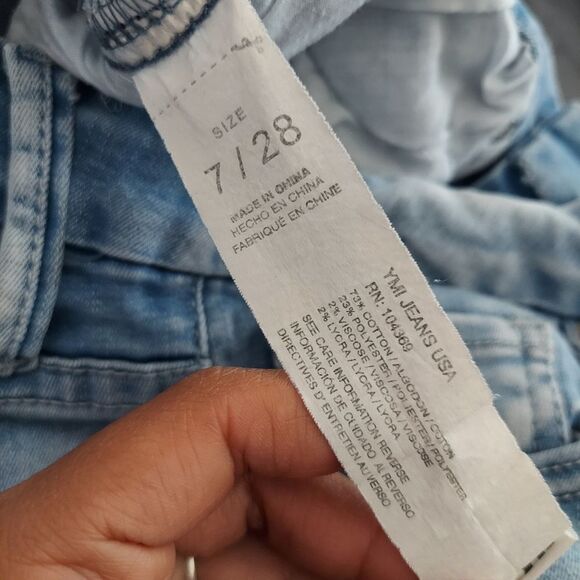 YMI Curvy Fit High Rise Skinny Jeans Size 7/28 - Picture 5 of 8